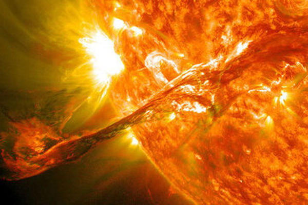 ناسا اتفاقات عجیب خورشید را بررسی کرد / آیا هنوز در امانیم؟