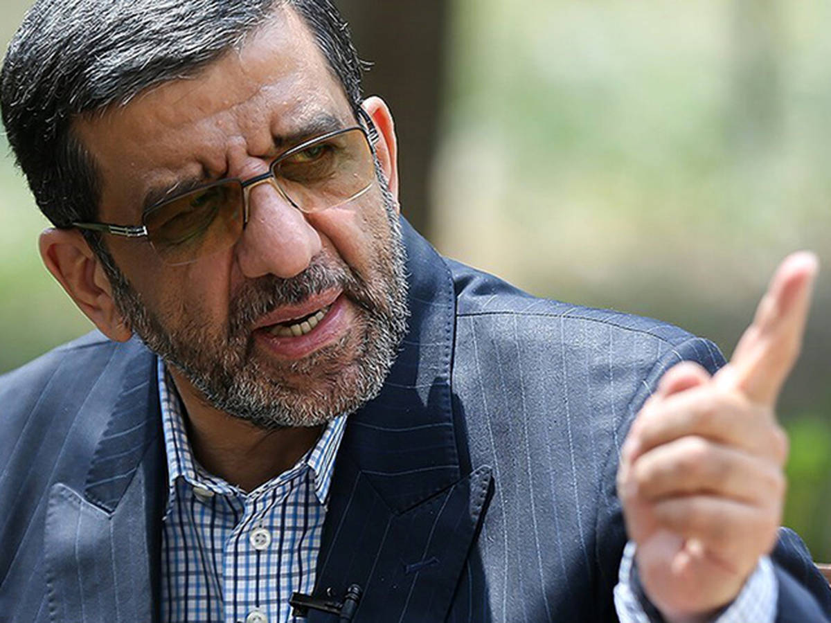 عزت‌ا... ضرغامی در مسیر مرد نارمک‌نشین قدم می‌زند / تولد احمدی‌نژاد شماره 2 / روسای صداوسیما پس از خروج از جام‌جم به کجا رسیدند؟
