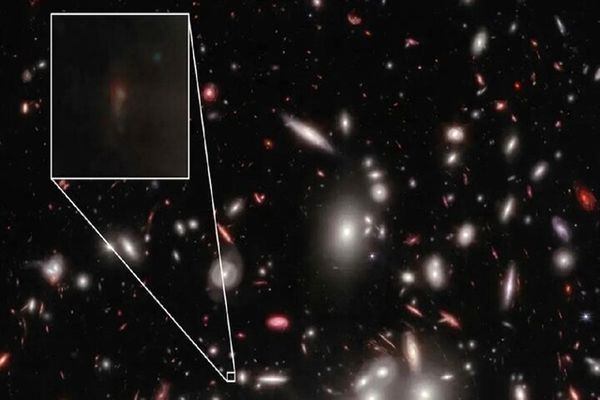 کشف کهکشانی دوردست و کم‌نور از سوی محققان امریکایی