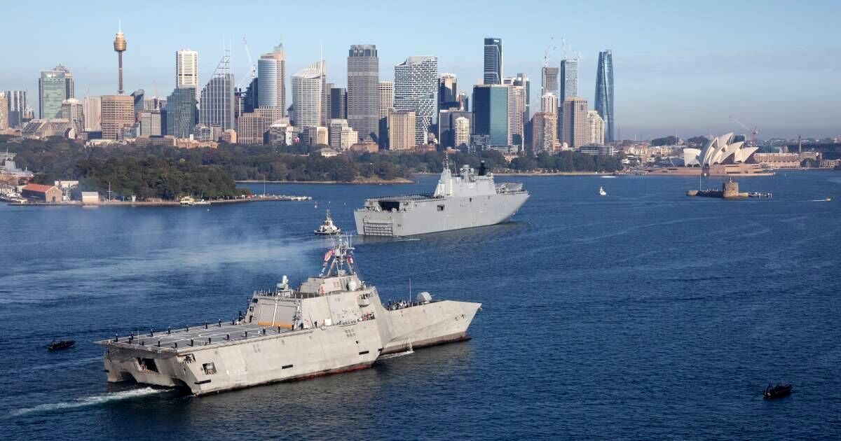 ناو جنگی آمریکا وارد آب‌های سرزمینی استرالیا شد | واکنش استرالیا چه خواهد بود؟